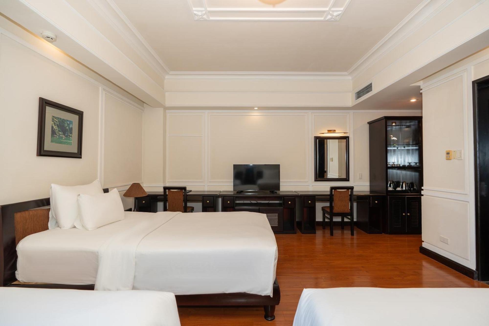 Ninh Binh Legend Hotel Exterior photo